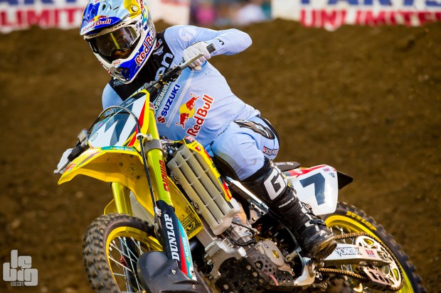 L'histoire continue entre Suzuki et James Stewart. ©LeBigUSA.com