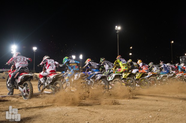 mxgp_race1_start_20140301_201017_b127158