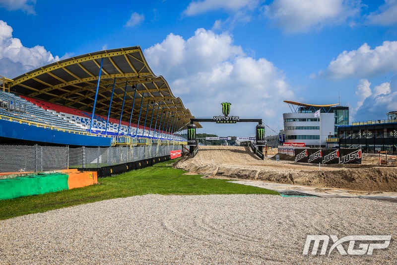 Track_12_MXGP_16_NL_2015